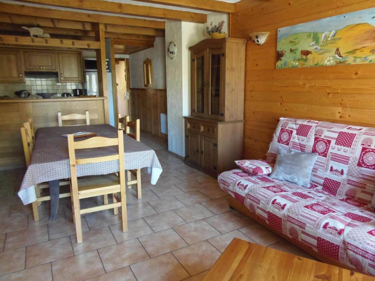 Chalet L'Aubepine Residence B&B Бессан Экстерьер фото