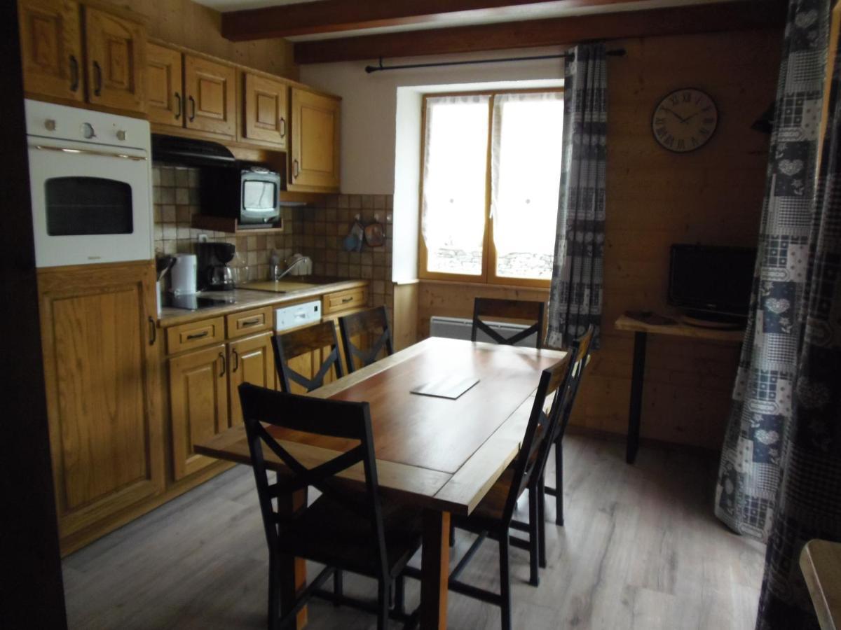 Chalet L'Aubepine Residence B&B Бессан Экстерьер фото